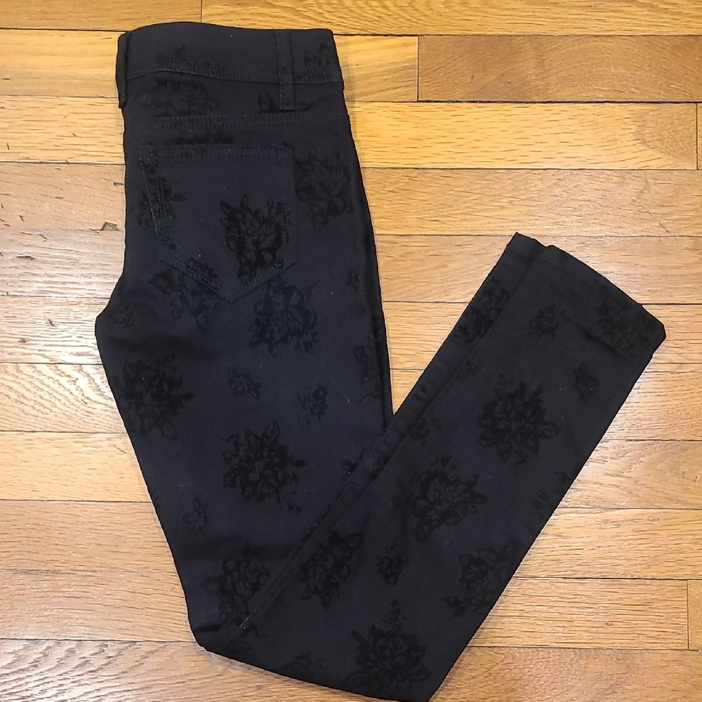 Mossimo Supply Co. Black Rose Felt Print Skinny Jeans